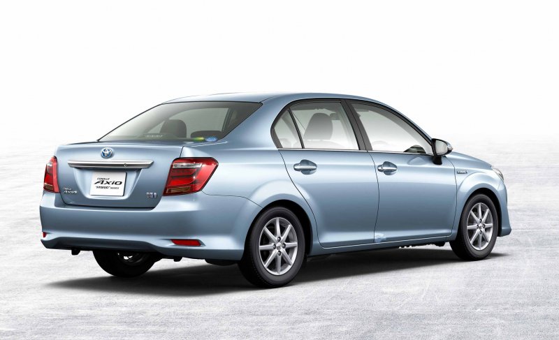 Toyota Corolla Axio 2014