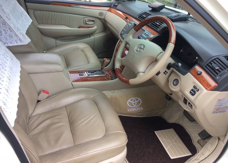 Toyota Brevis 2001