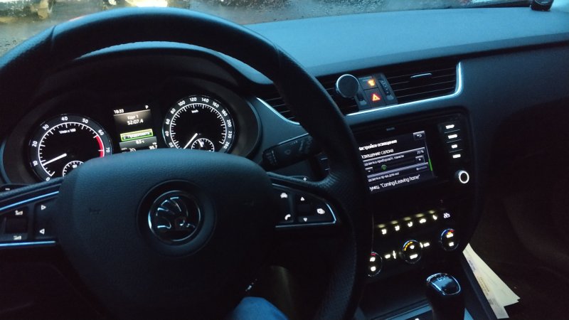 Octavia a7 салон ночью