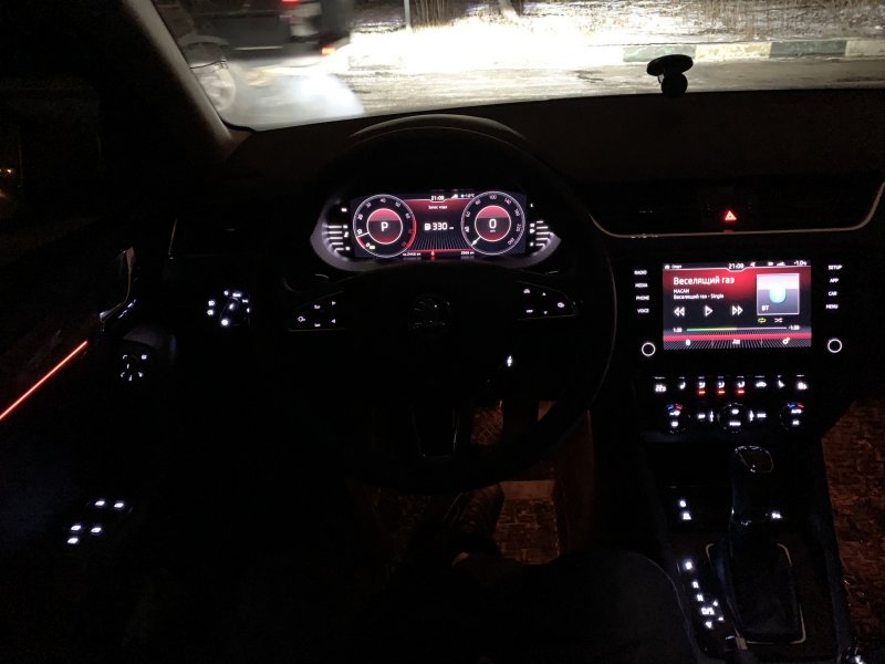 Skoda Octavia a7 салон ночью