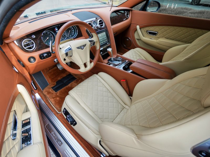 Bentley Continental gt салон