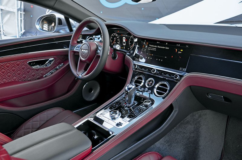 Bentley Continental gt 2021