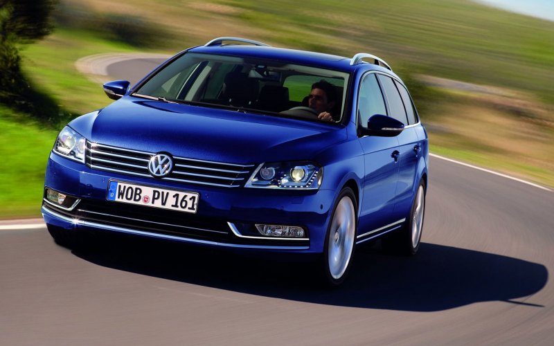 Машина Volkswagen Passat b7