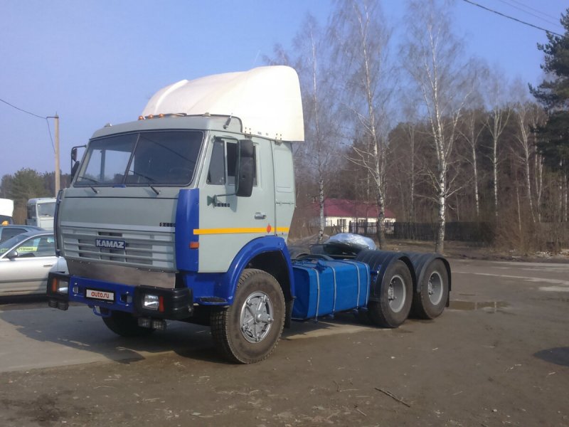 Седельный тягач КАМАЗ 54115