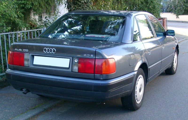Audi 100 (c4)