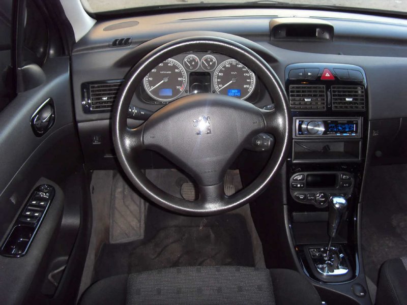 Peugeot 307 салон