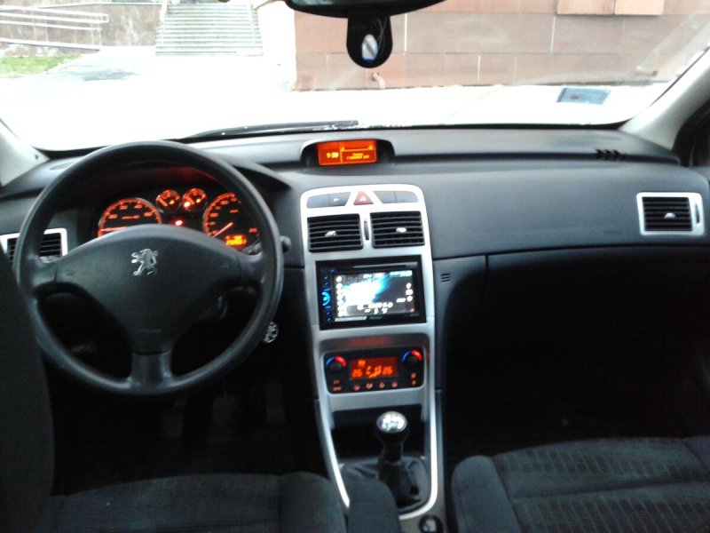Peugeot 307 SW салон