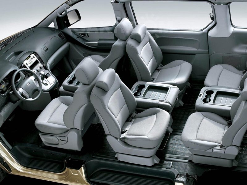 Hyundai h1 Starex салон