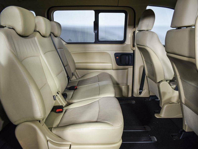 Hyundai h1 Starex салон