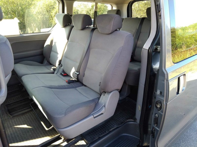 Hyundai h1 Interior