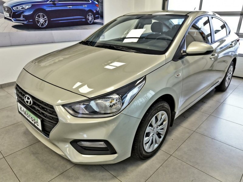 Hyundai Solaris 2011 фиолетовый