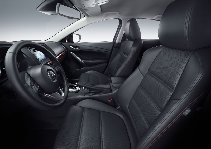 Mazda 6 салон