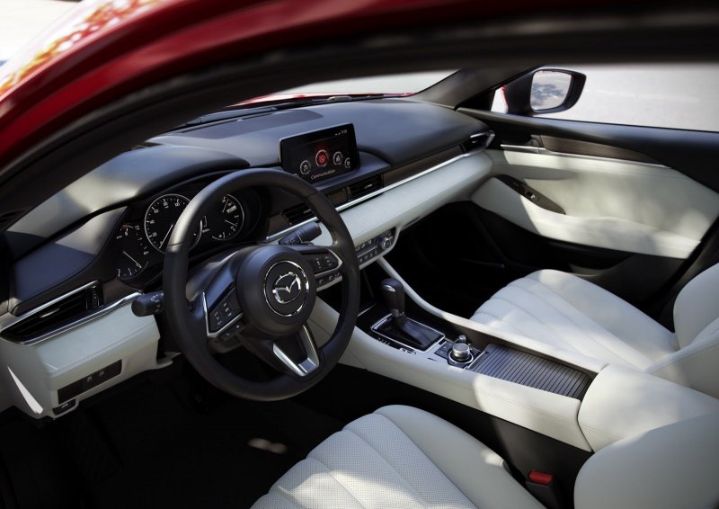Mazda 6 2018 салон