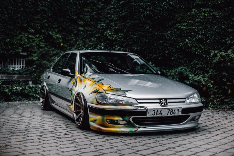 Peugeot 406