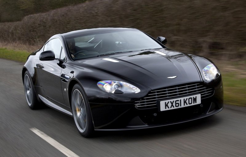 Aston Martin Vantage 2012