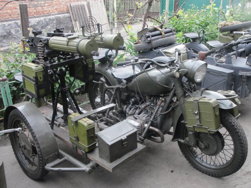 Военный мотоцикл Урал 8.1037