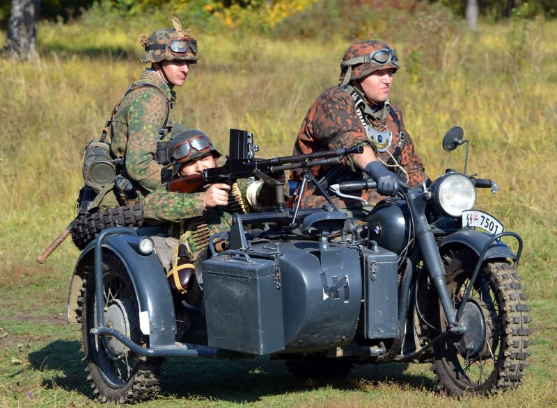 BMW r75 коляска