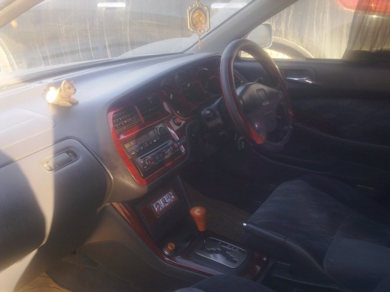 Фото салона Honda Inspair 99г