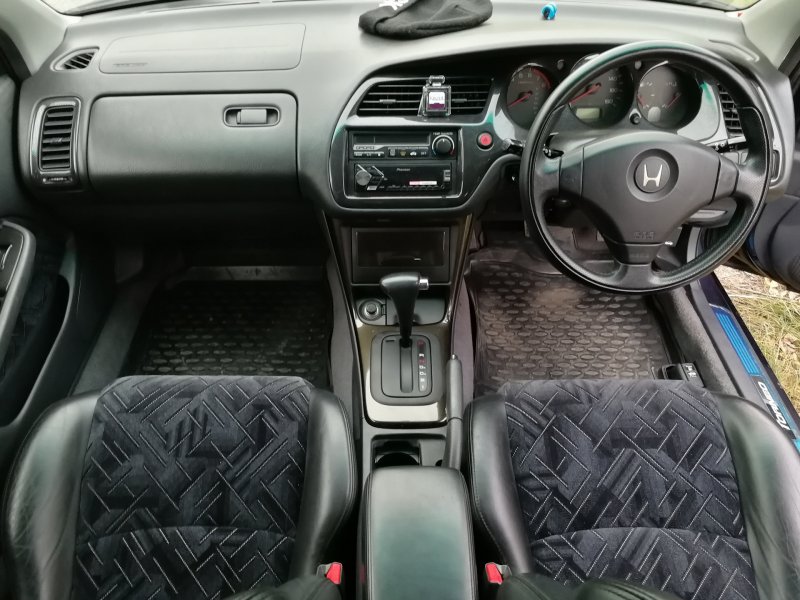 Honda Torneo 2000 салон