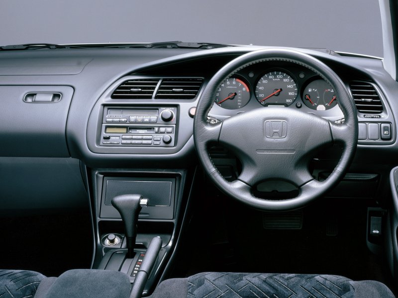 Honda Torneo салон