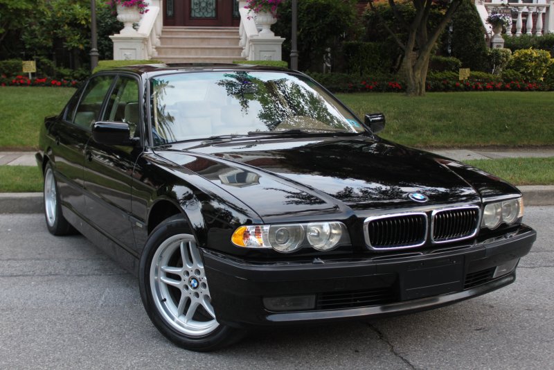 BMW 7 740i