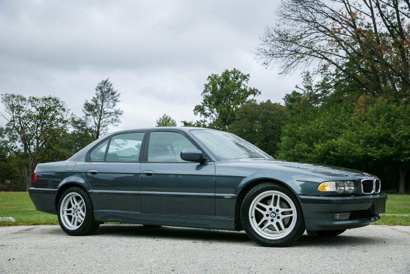 BMW e38 740i 1998