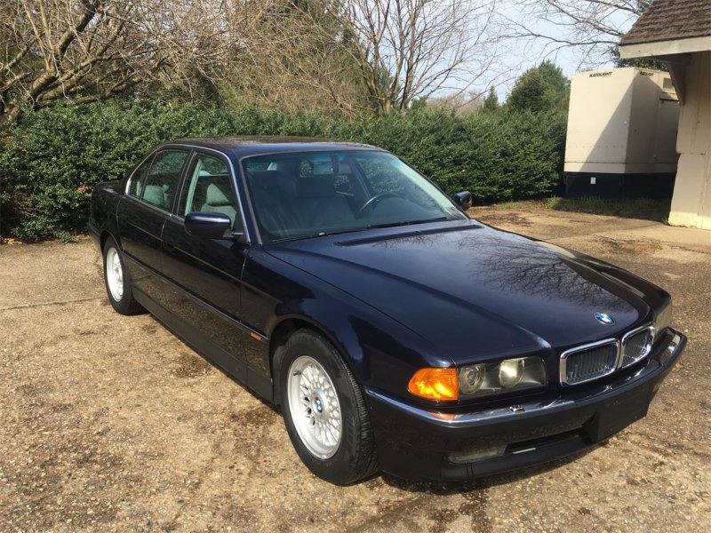 BMW 740i 1995