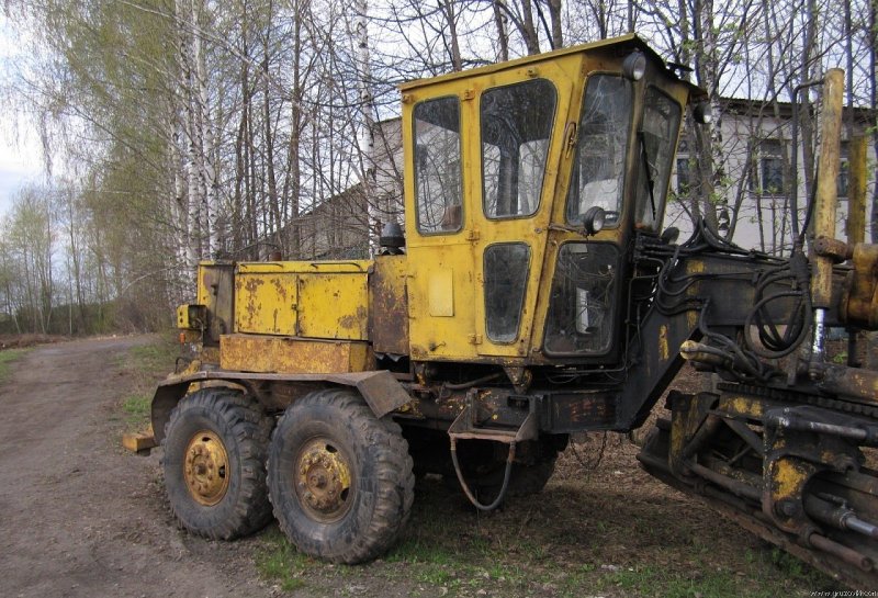 ДЗ-143 автогрейдер