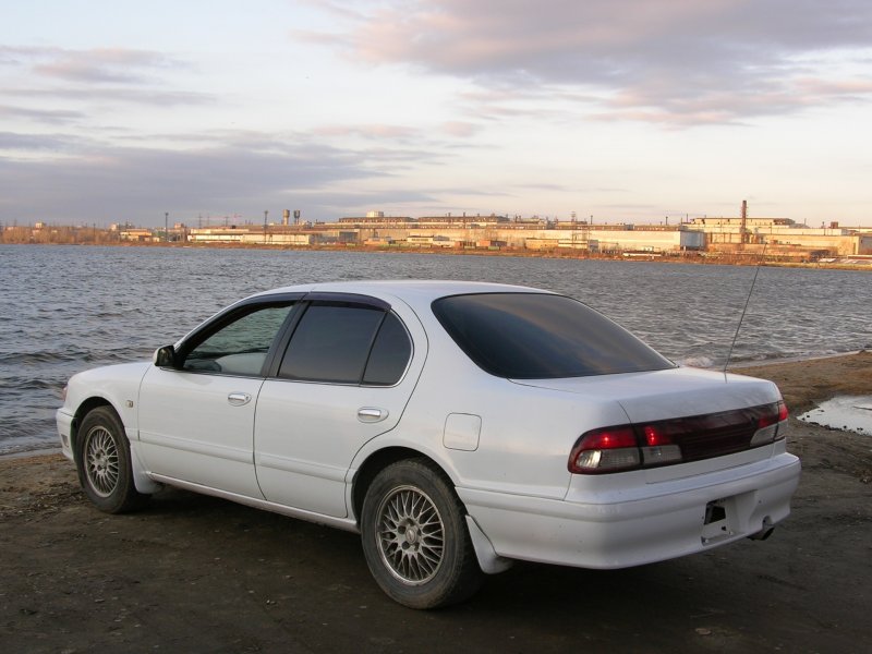 Nissan Cefiro 1997 r17
