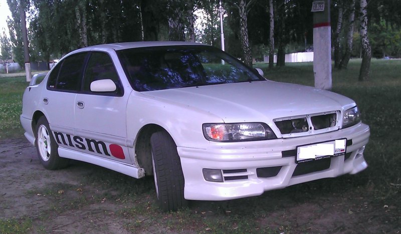 Nissan Cefiro a32 черная
