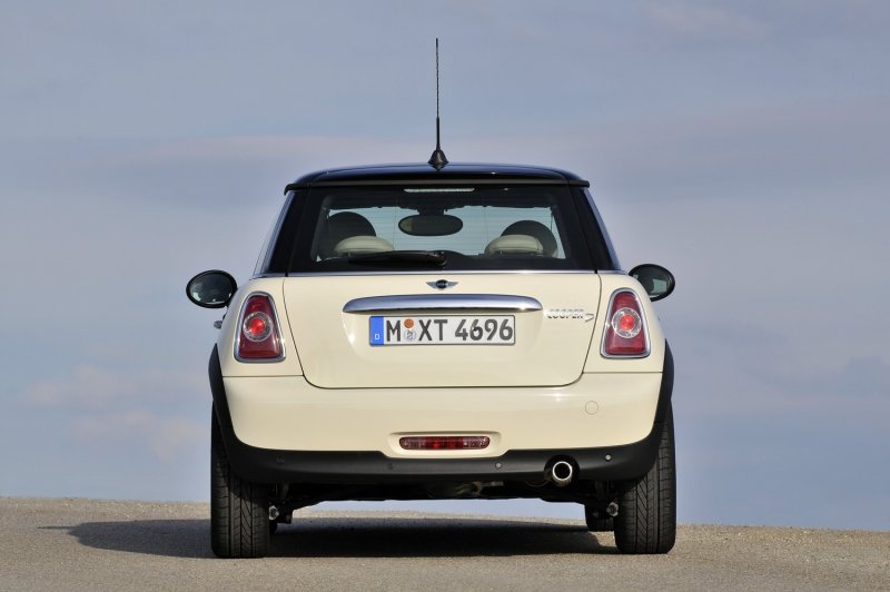 Mini Cooper хэтчбек 3-дв