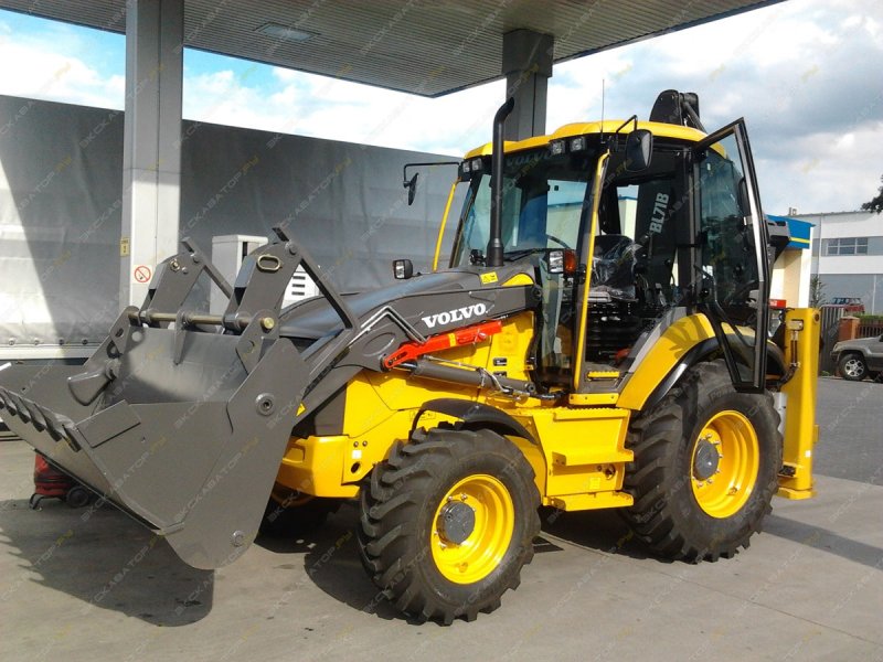 Экскаватор-погрузчик Volvo bl71b