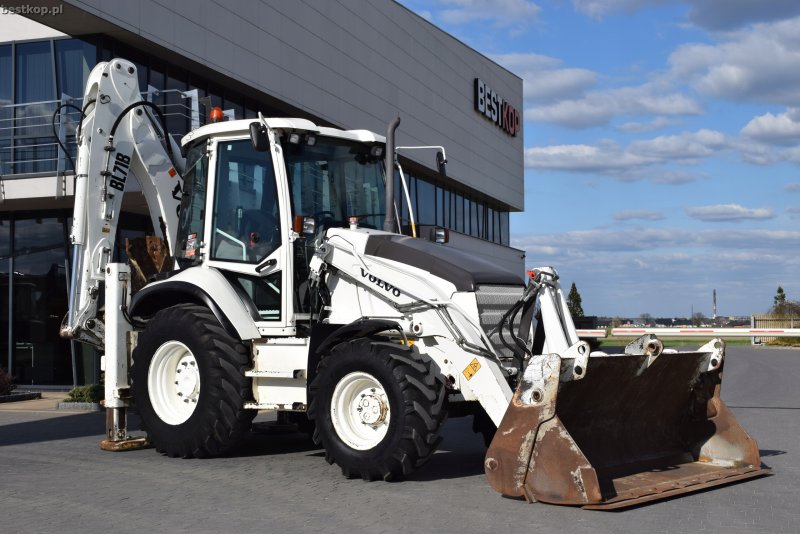 Погрузчик Volvo bl71b