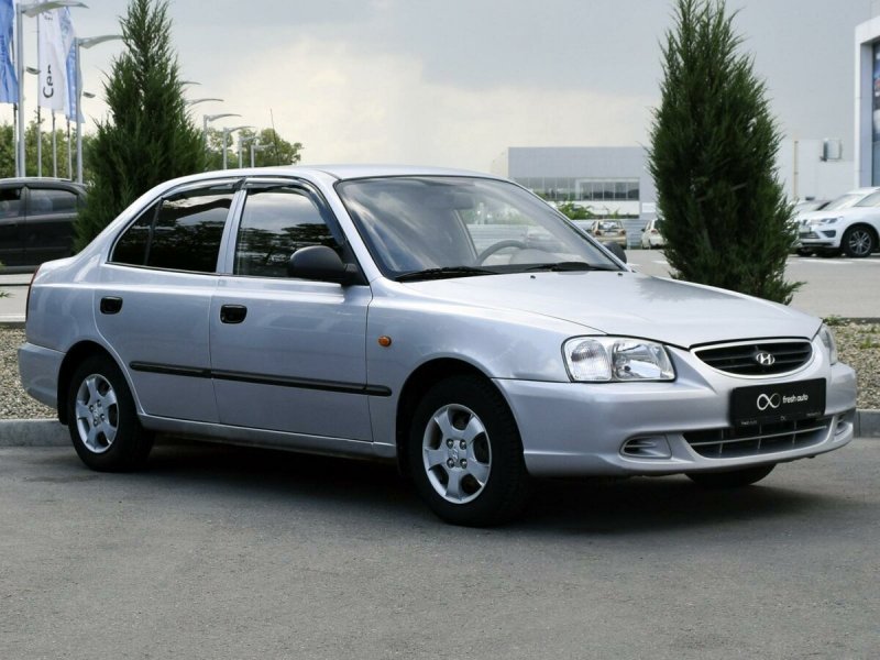 Hyundai Accent 2