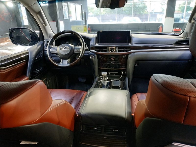Лексус LX 450h