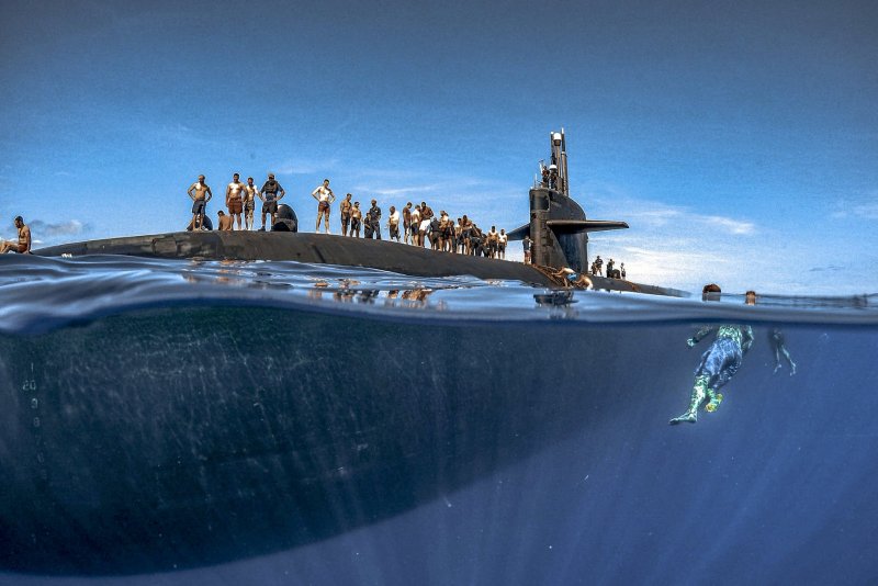 Реактивная подводная лодка Sea Monster