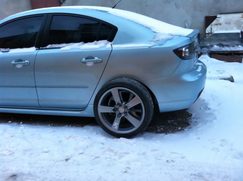 Mazda 3 на 17 дисках