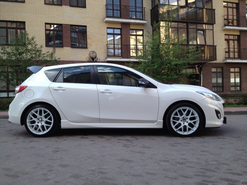 Mazda 3 BL хэтчбек r18