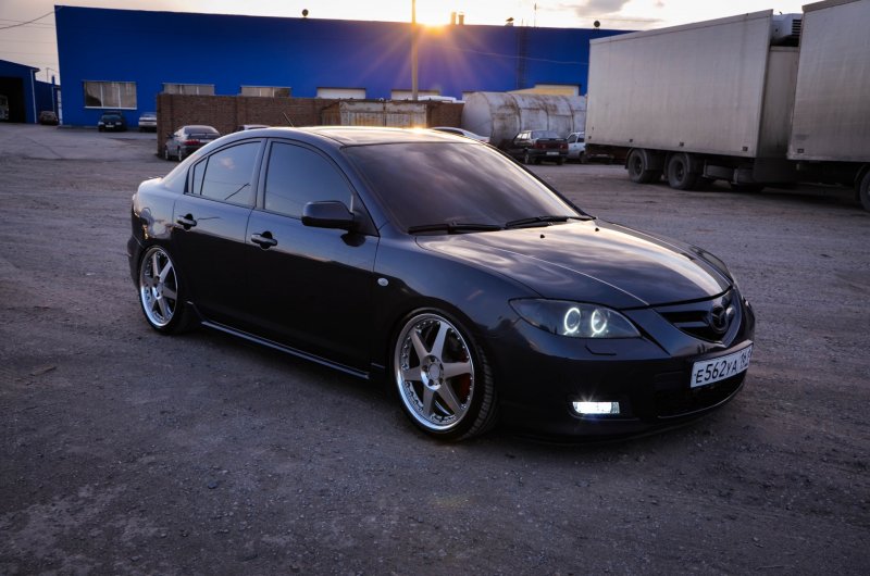Mazda 3 BK черная r19