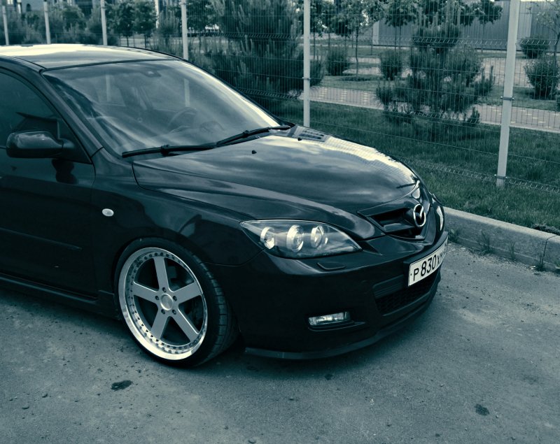 Mazda 3 BK на 19 дисках