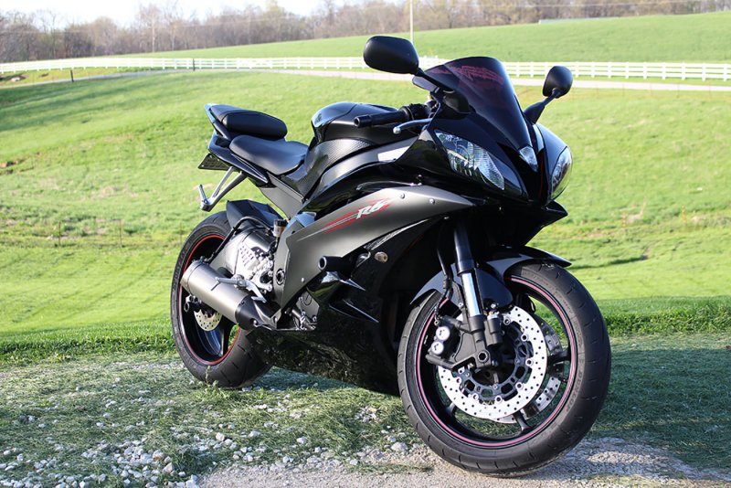 Yamaha YZF-r6 черный