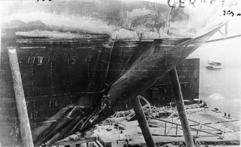 Корабль Северного флота 1943