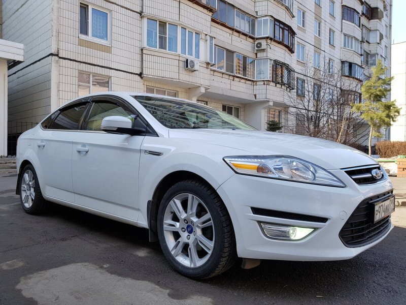 Ford Mondeo 4 White