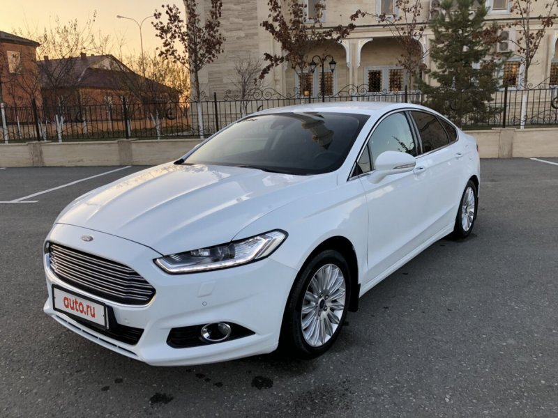 Ford Mondeo 5 2015