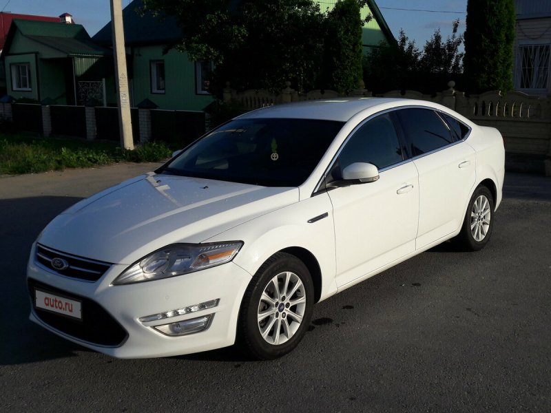 Ford Mondeo 5 белый