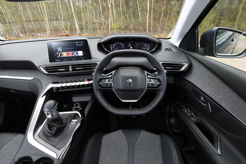 Peugeot 5008 2017