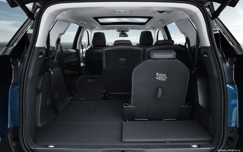 Peugeot 5008 семиместный