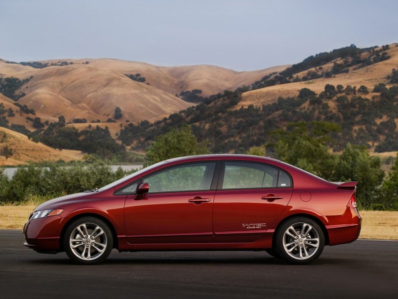 Honda Civic 8 седан