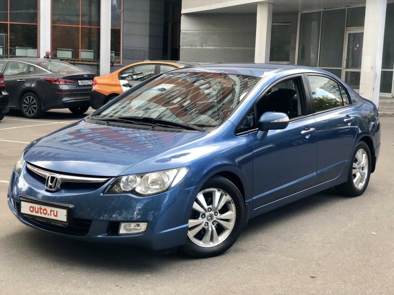 Honda Civic 4d седан