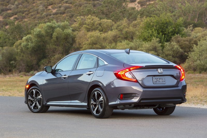 Honda Civic 2011 седан
